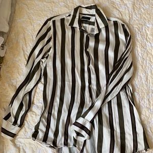 Zara button down long sleeve